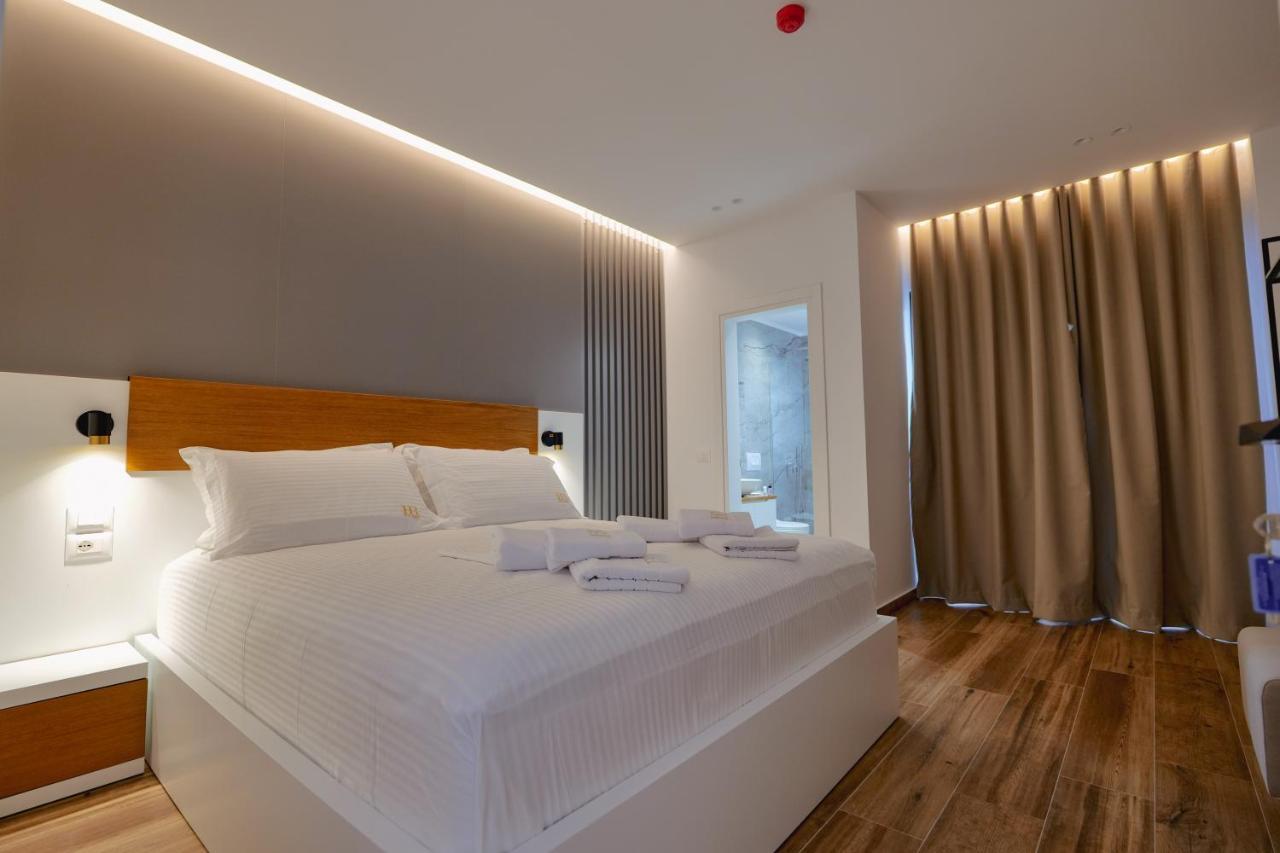 Renato Hotell Ksamil